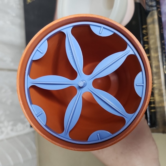 EUC Vintage 60's 70's Midcentury Tupperware Magic Mixer Shaker Orange - Picture 3 of 7